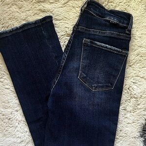 Sz 24 (sz 0) NWOT *sold out* on site! Risen Crop Straight Leg Jeans Dark Wash